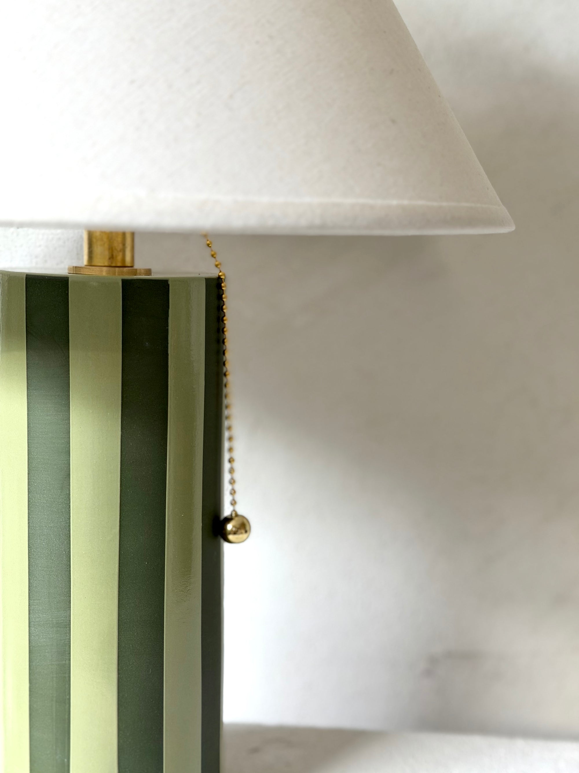 Colorstory Stripe Table Lamp